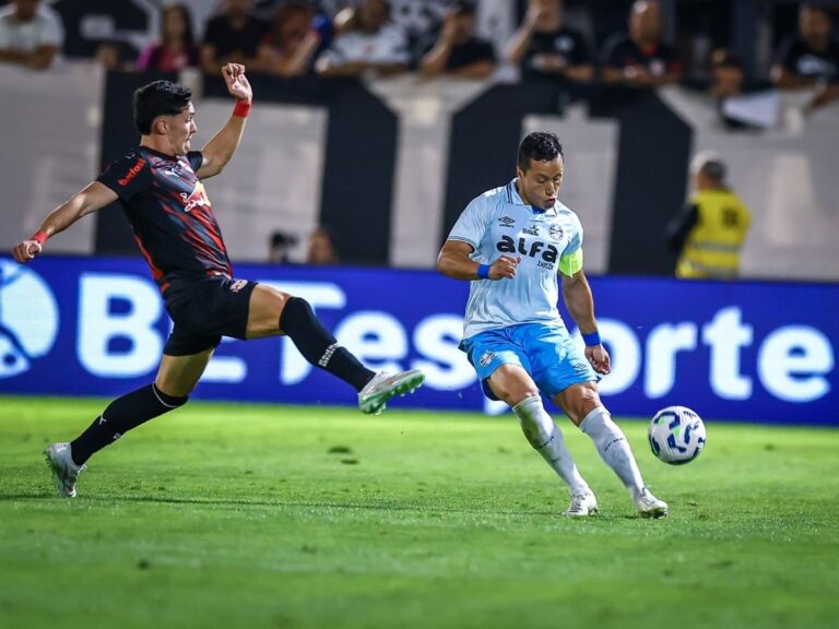 jogador-do-gremio-desabafa-sobre-qualidade-da-arbitragem-no-brasil-e-viraliza.-veja!
