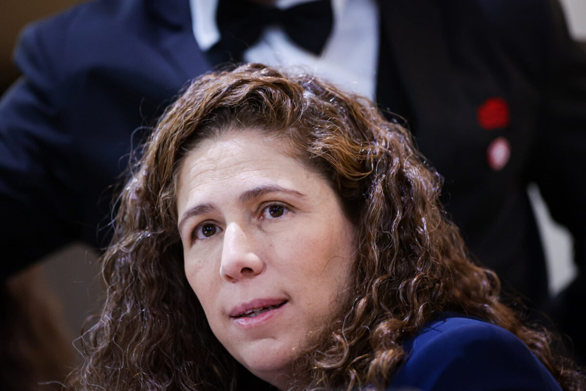 candidato-que-sofreu-parada-cardiaca-no-cnu-esta-bem,-diz-ministra