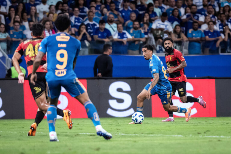 cruzeiro-empata-com-sport-em-casa-e-segue-em-3o-lugar-no-brasileirao