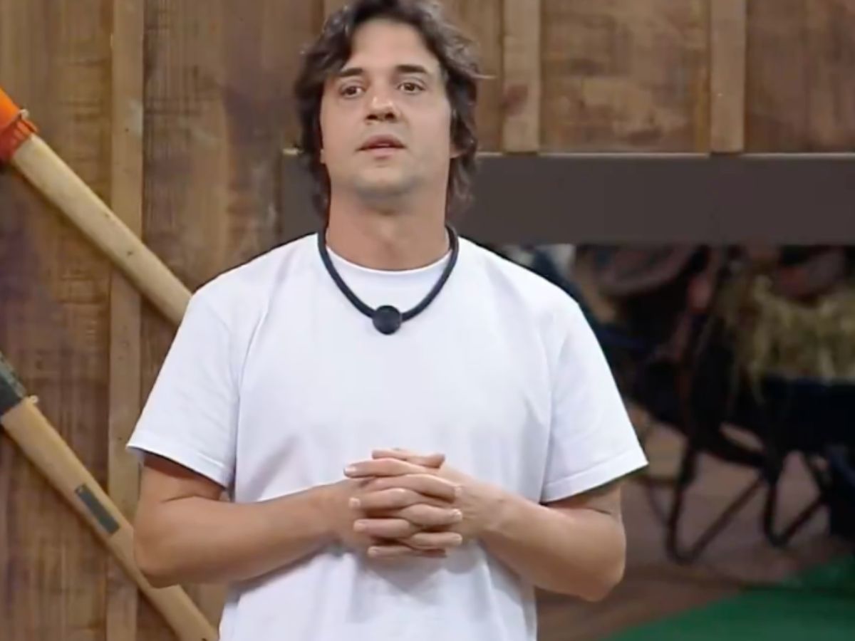 Carol Lakker rebate Guilherme Boury: “Você acha que eu sou palhaça?”