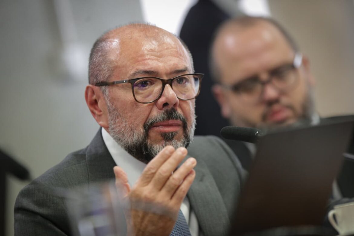 farra-do-inss:-elo-familiar-e-fuzilamento-ligam-entidade-a-ex-ministro