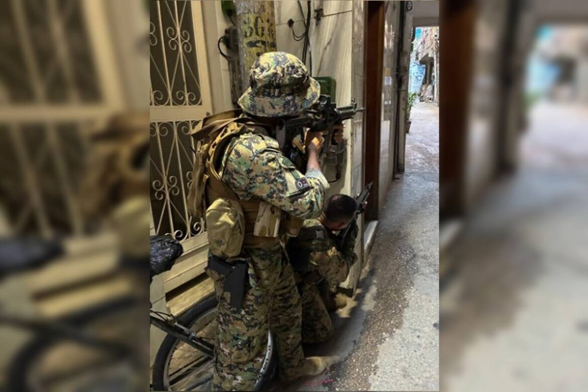 bope-faz-operacao-contra-faccoes-na-comunidade-cesar-maia,-no-rio