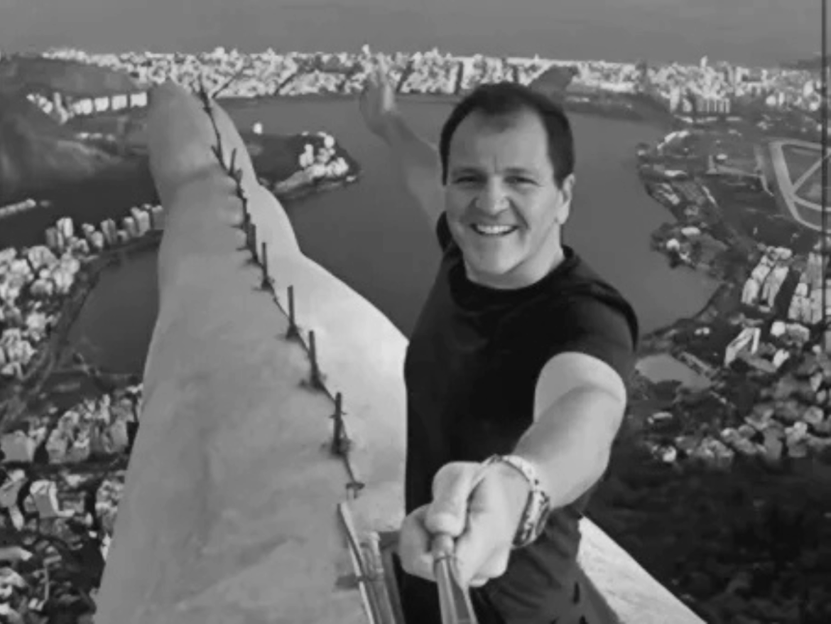 saiba-quem-foi-o-empresario-alexandre-carvalho,-marido-de-ex-atriz-da-globo,-que-morreu-em-acidente