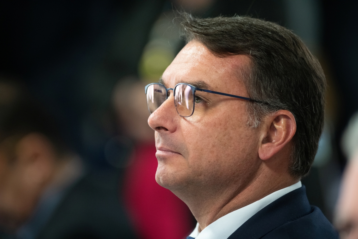 flavio-bolsonaro-se-manifesta-sobre-telefonema-entre-lula-e-trump