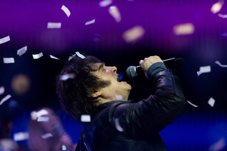 em-show-de-lancamento-de-livro,-milei-cita-bolsonaro