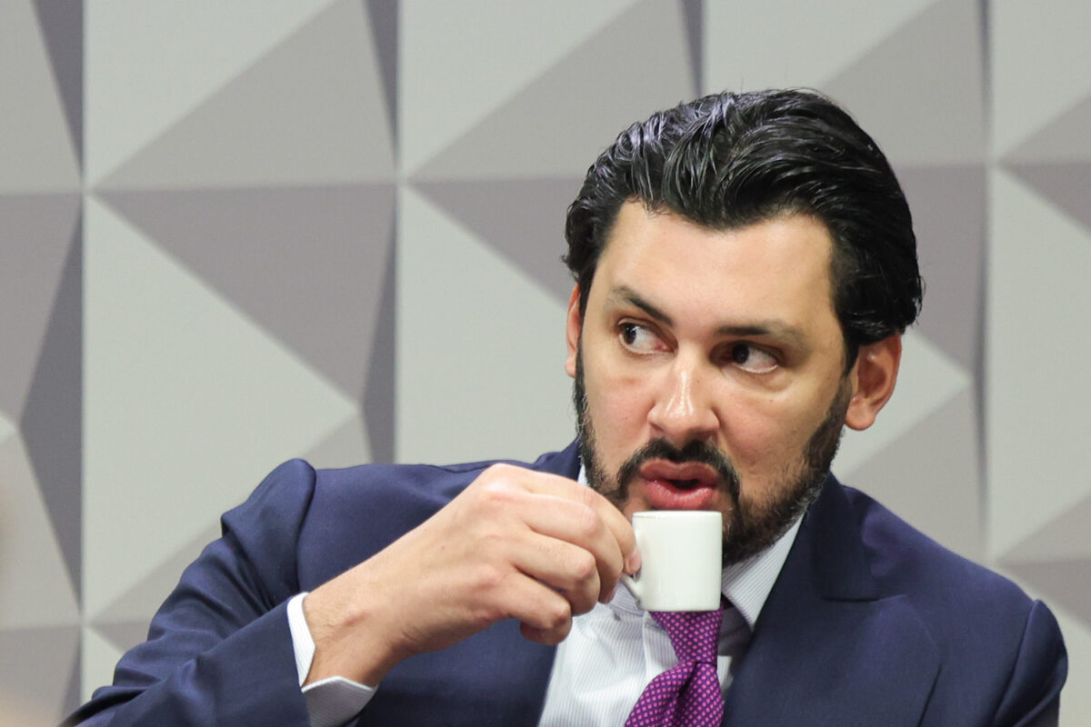 video-de-empresario-do-df-causa-confusao-na-cpmi-no-inss