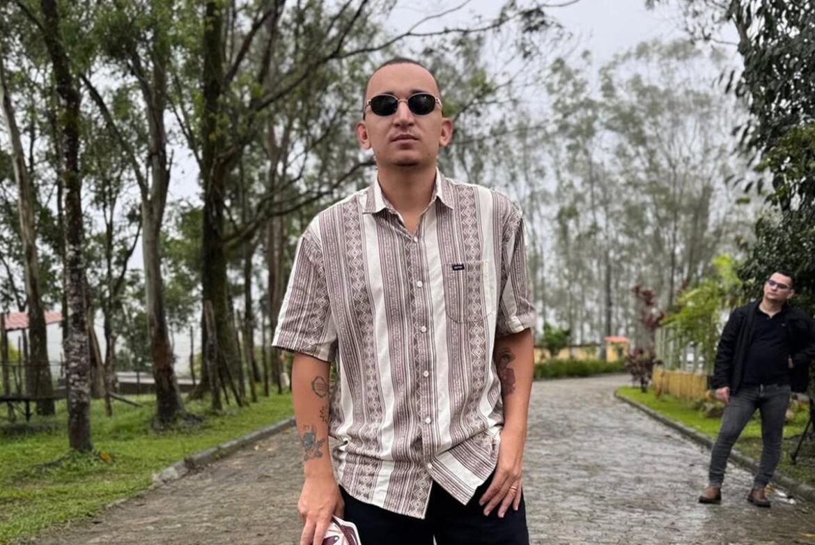 joao-gomes-e-a-1a-atracao-do-tiny-desk-brasil:-veja-onde-assistir