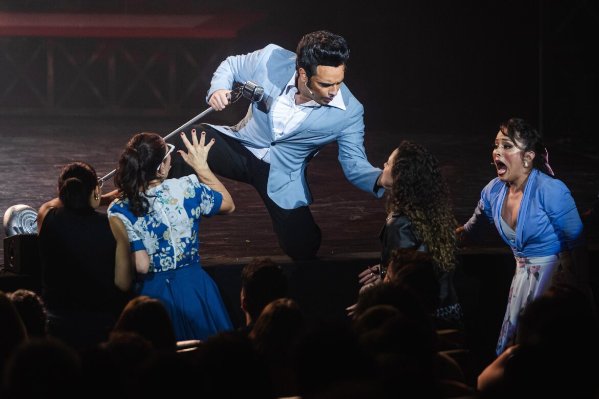 musical-sobre-elvis-presley-retorna-ao-rio-com-novo-elenco-e-trilha-emocionante