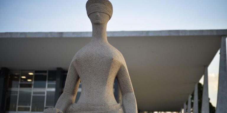 Dino mantém resolução do CFM que limita tratamento a jovens trans