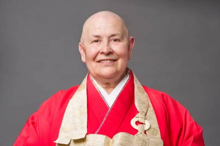 “estamos-no-caos,-mas-podemos-nos-reequilibrar”,-ensina-monja-coen