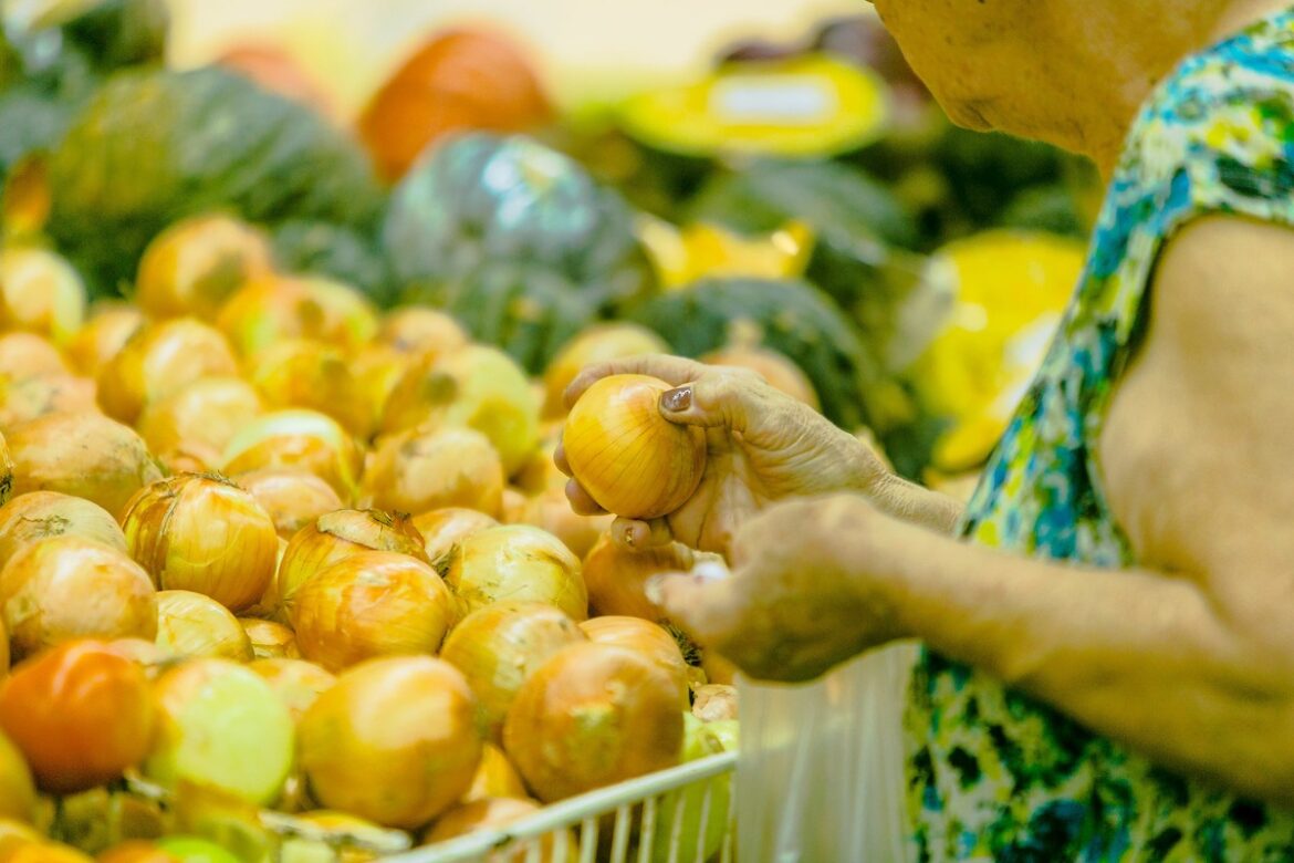 custo-da-cesta-basica-tem-queda-em-22-capitais-em-setembro.-confira