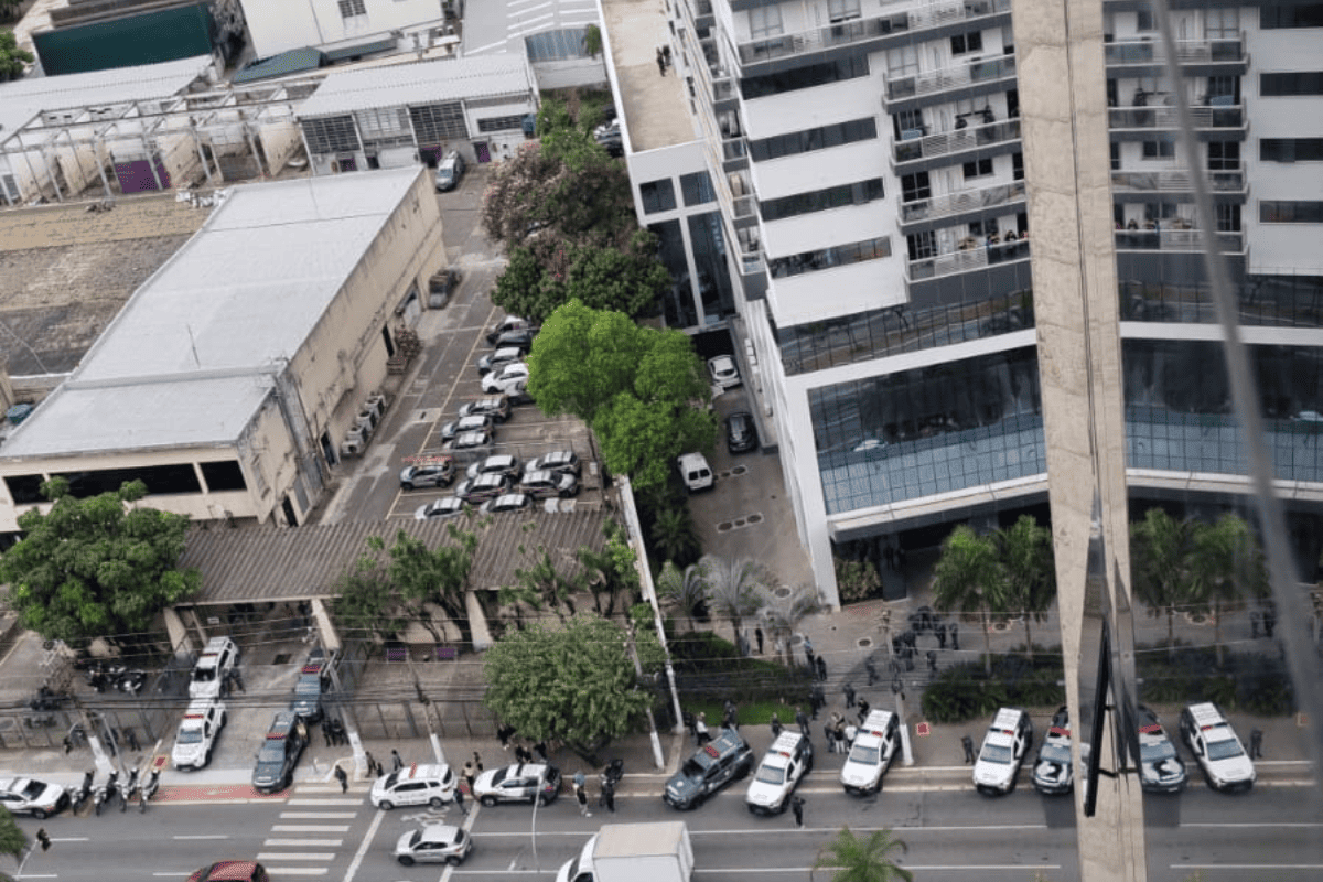 la-casa-de-papel?-bando-liga-para-“professor”-durante-roubo-milionario