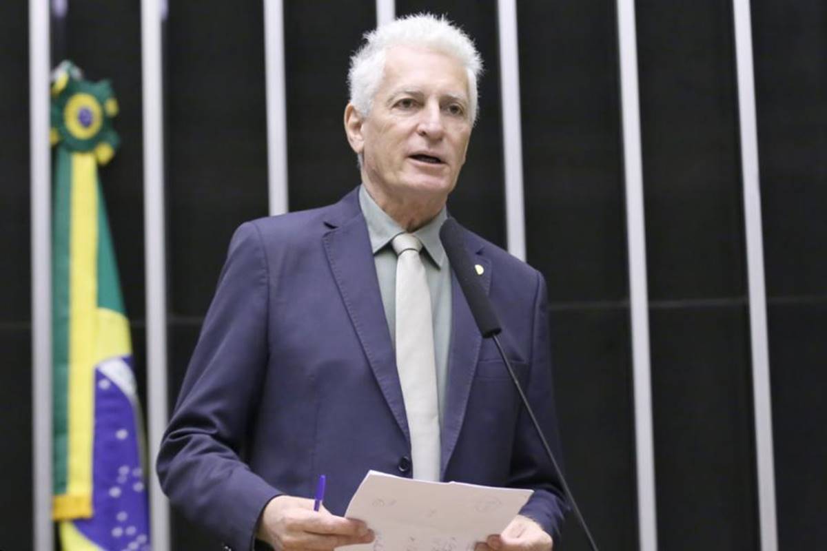 deputado-petista-pede-que-lula-bloqueie-emendas-apos-derrubada-de-mp