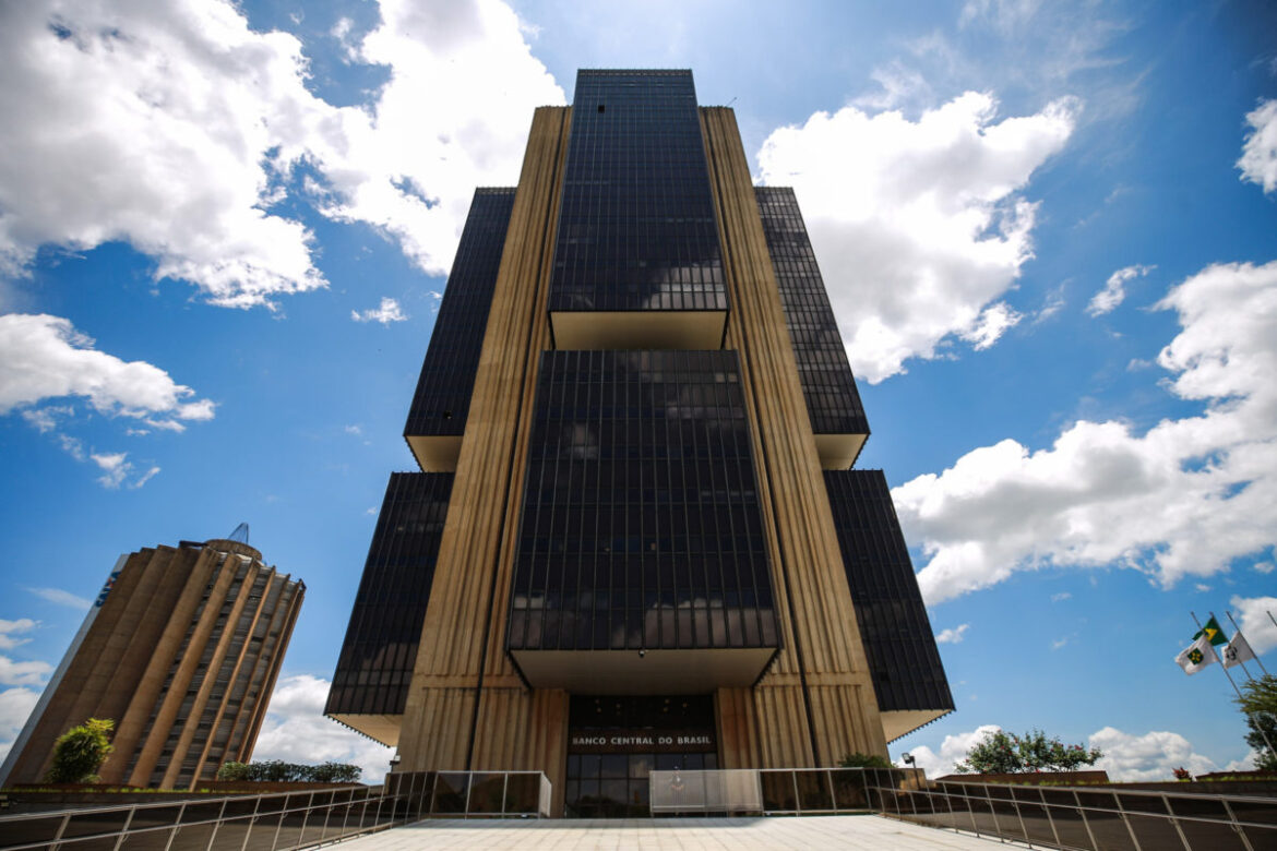 mercado-ve-inflacao-comportada-e-corte-de-juro-no-1o-trimestre-de-2026