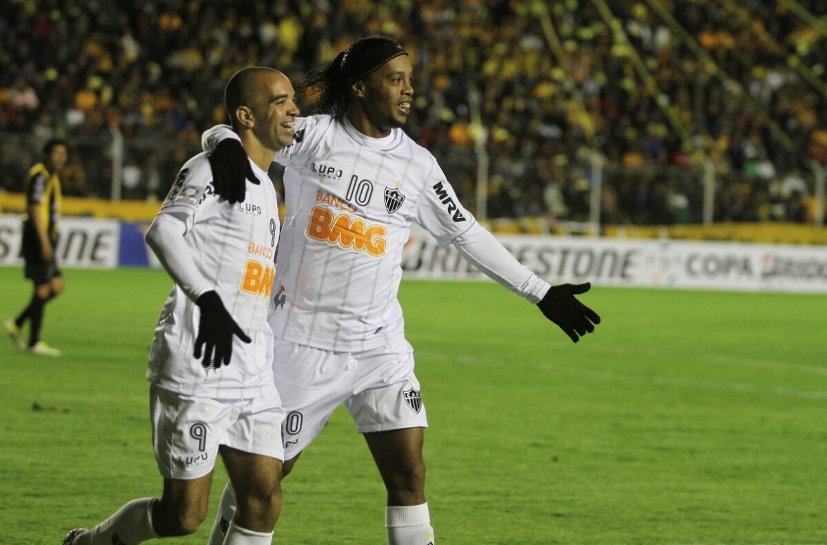 tardelli-revela-concentracao-com-ronaldinho-em-2013:-“cerveja-e-poker”