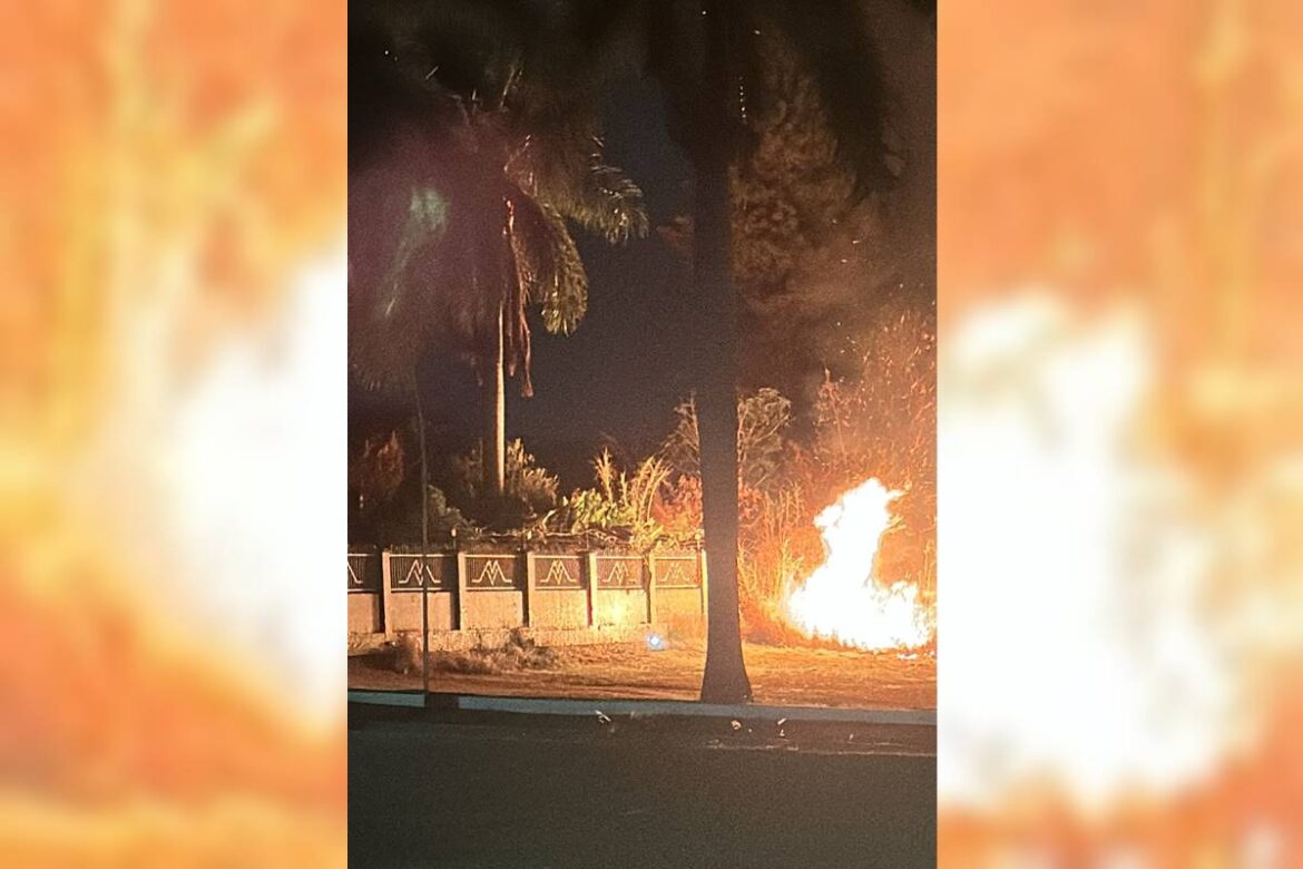 video:-incendio-destroi-mata-e-avanca-contra-condominio-no-park-way