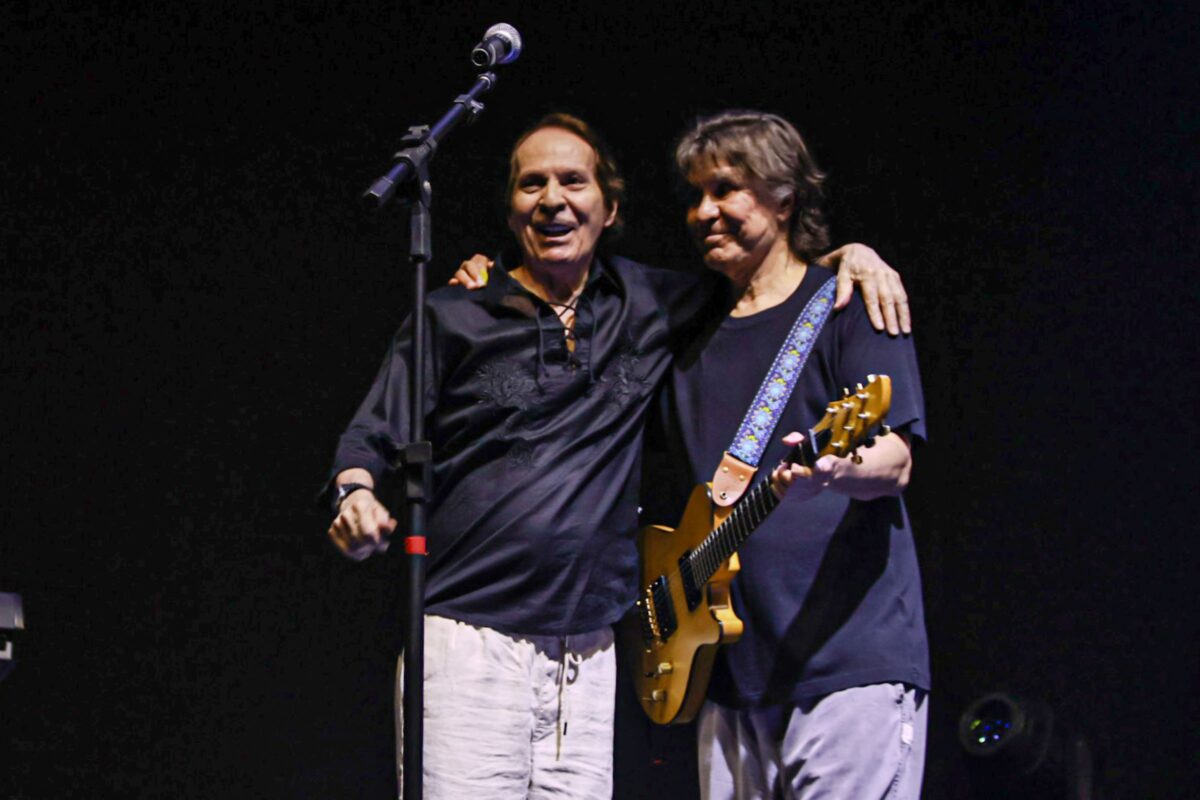 o-infinito-cabe-num-disco:-50-anos-de-clube-da-esquina-em-brasilia