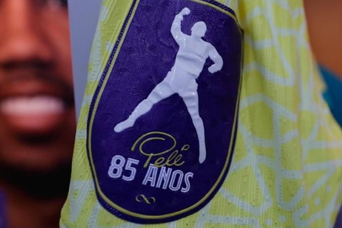 selecao-brasileira-joga-contra-coreia-com-patch-em-tributo-a-pele
