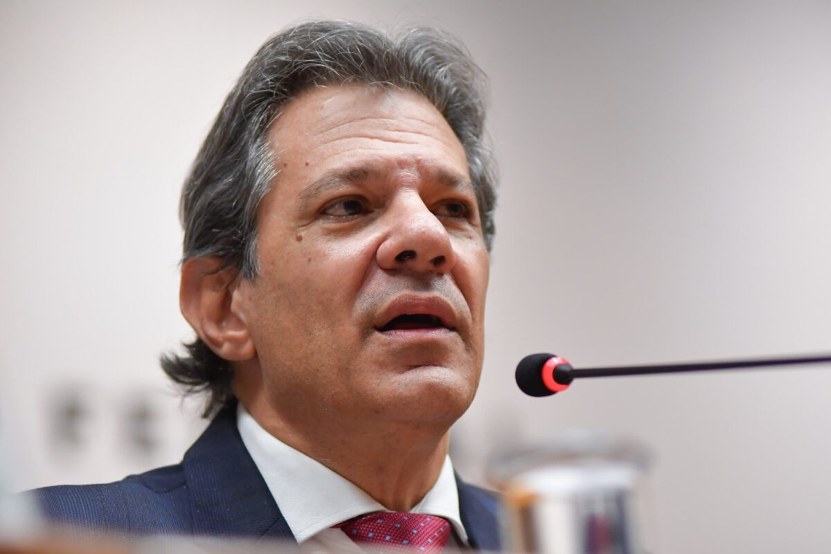 haddad-rebate-tarcisio:-“nao-se-ganha-eleicao-sabotando-o-pais”