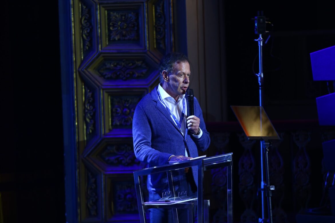 acho-que-governo-revera-posicao-apos-derrota-em-mp,-preve-joao-camargo