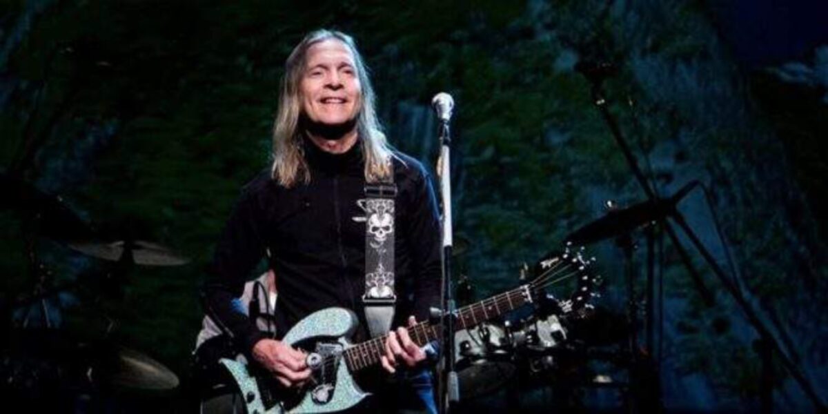 entre-fe-e-rebeldia:-a-guitarra-visionaria-de-sergio-hinds-chega-ao-df