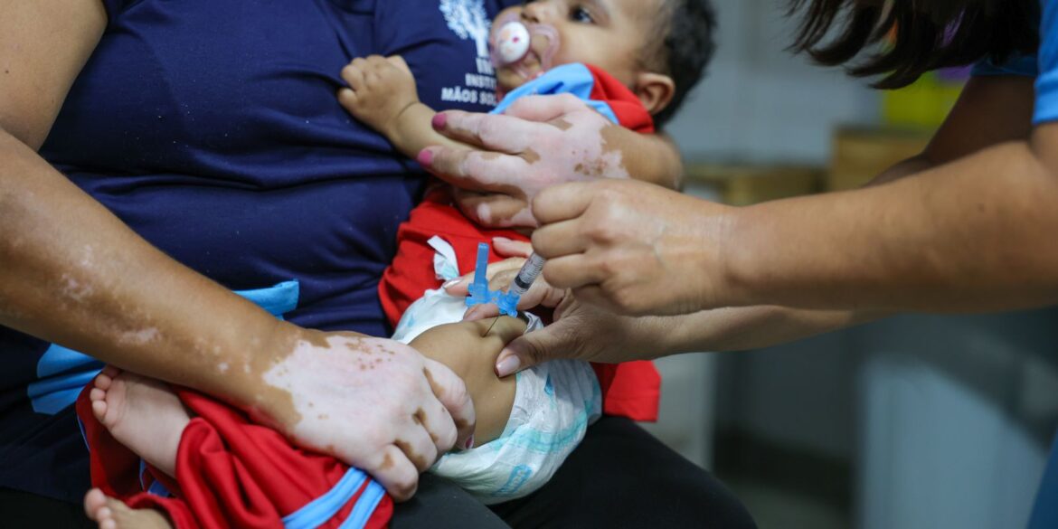 casos-de-coqueluche-crescem-e-provocam-internacoes-e-mortes