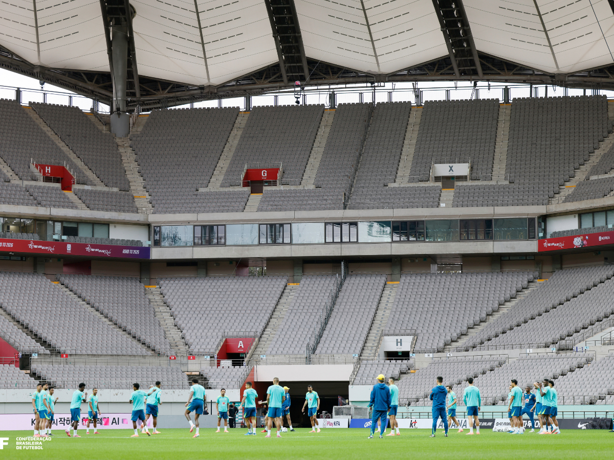 do-maracana-aos-estadios-de-toquio:-selecao-prioriza-jogos-no-exterior-antes-da-copa?