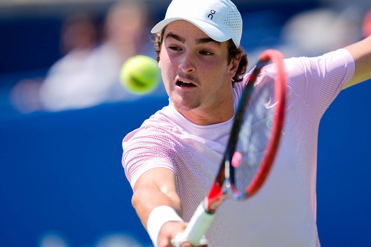 joao-fonseca-conhece-adversario-de-estreia-no-atp-de-bruxelas.-confira