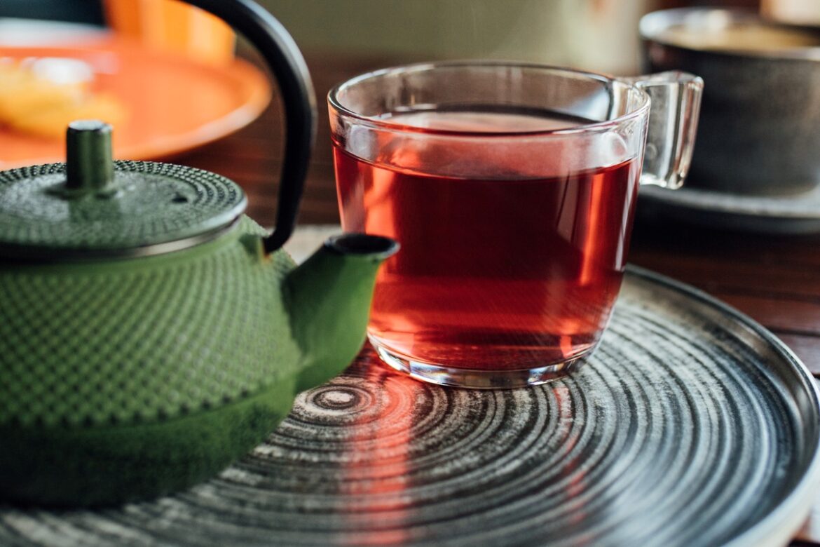 cha-anti-inflamatorio-pode-ajudar-nos-sintomas-da-menopausa