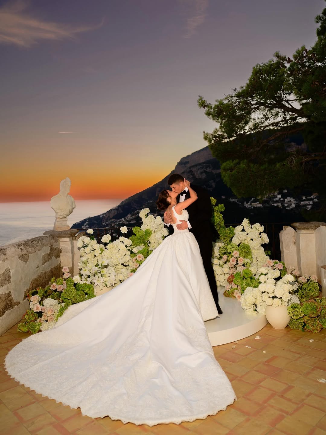 uniao-bilionaria!-franciny-ehlke-se-casa-com-empresario-em-cenario-deslumbrante-na-italia