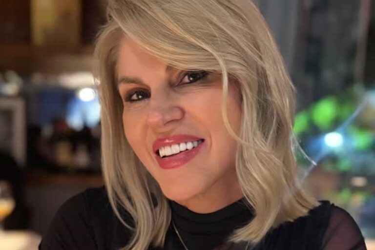 Em tratamento contra o câncer, Val Marchiori chora ao cortar o cabelo