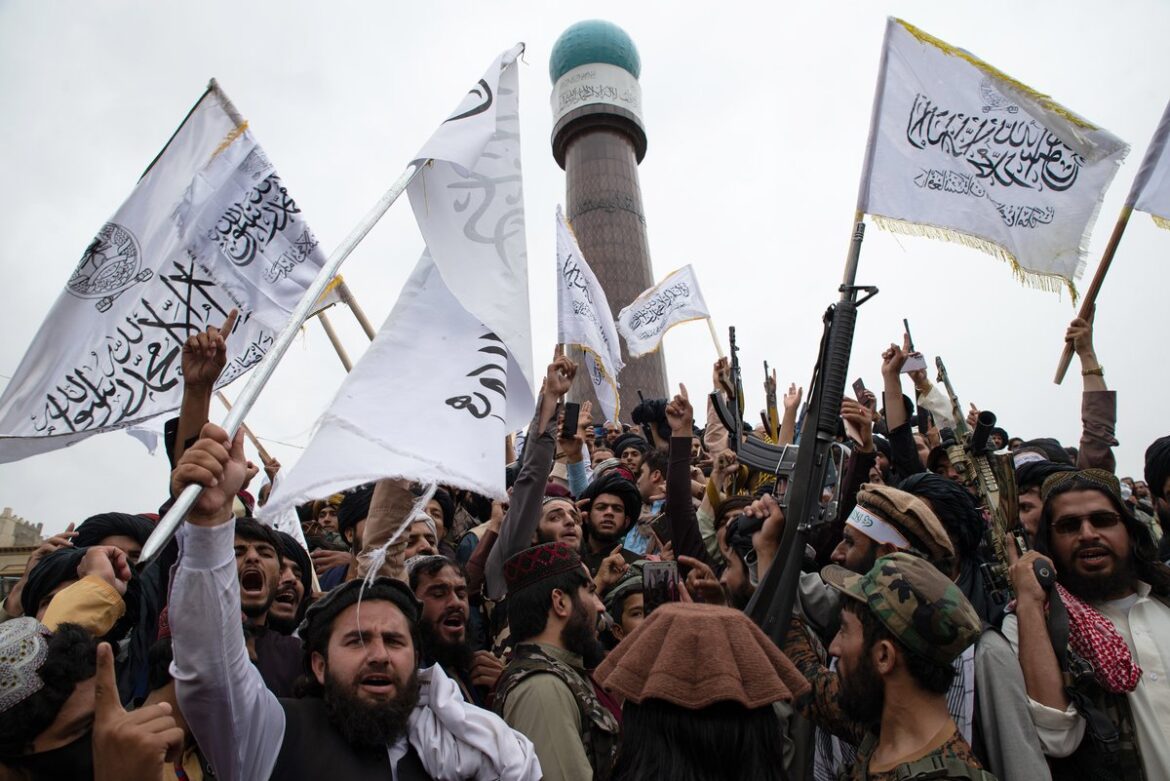 paquistao-diz-ter-matado-mais-de-200-membros-do-taliba-no-afeganistao