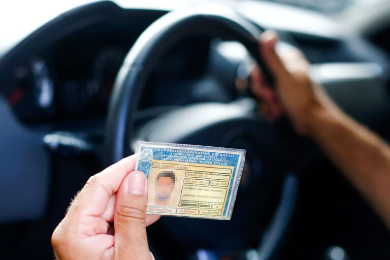 Governo divulga passo a passo de como funcionará a CNH sem autoescola