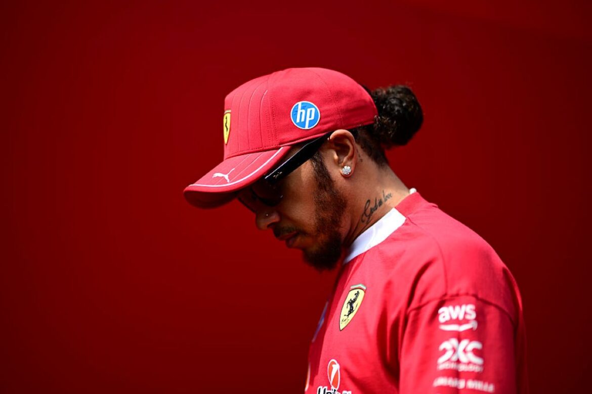 hamilton-pode-alcancar-recorde-historico-negativo-na-ferrari.-entenda