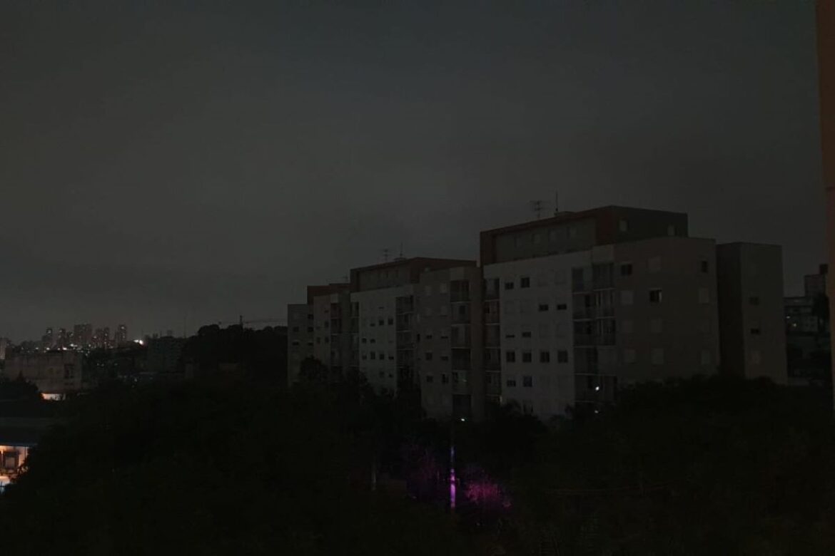 incendio-em-subestacao-no-parana-causou-apagao,-diz-minas-e-energia