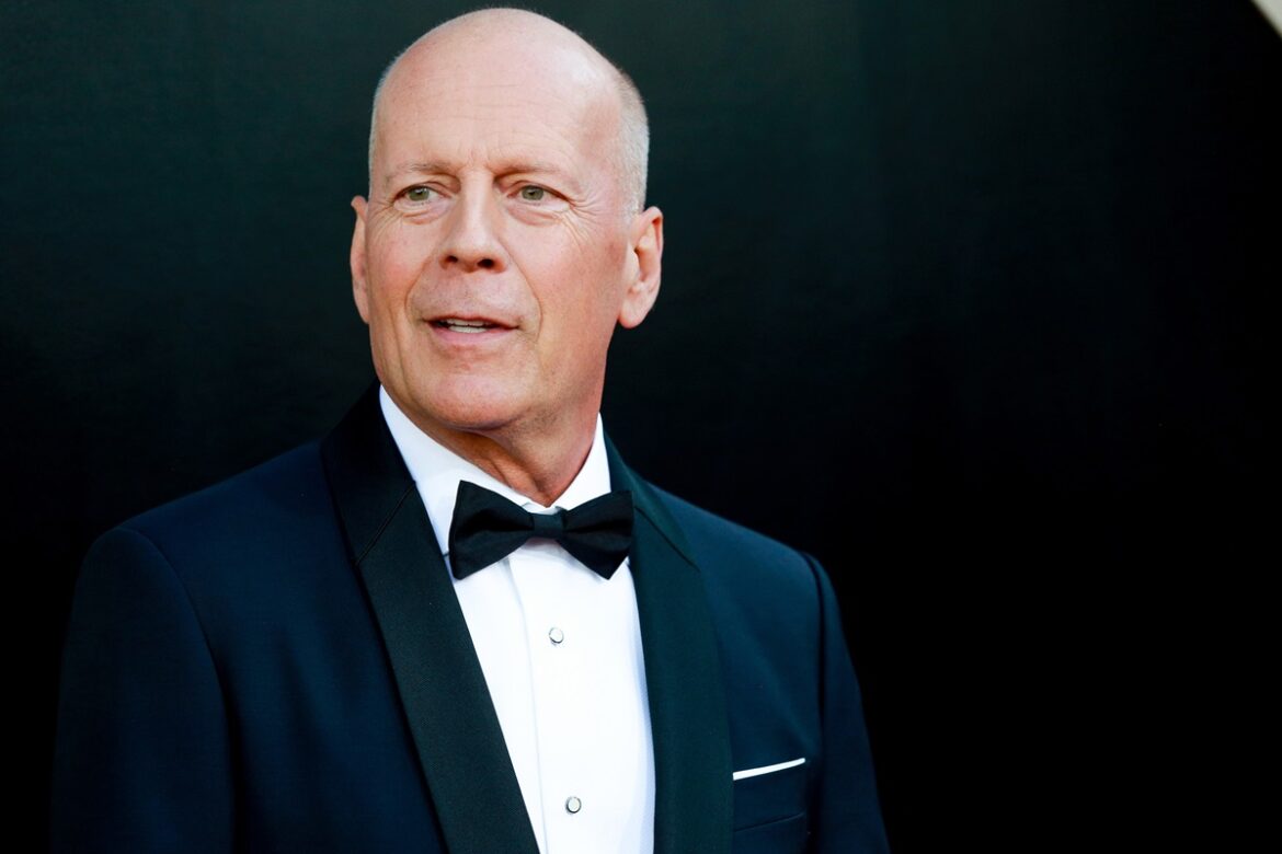 esposa-e-filhas-de-bruce-willis-ja-“sofrem-o-luto”-apos-diagnostico