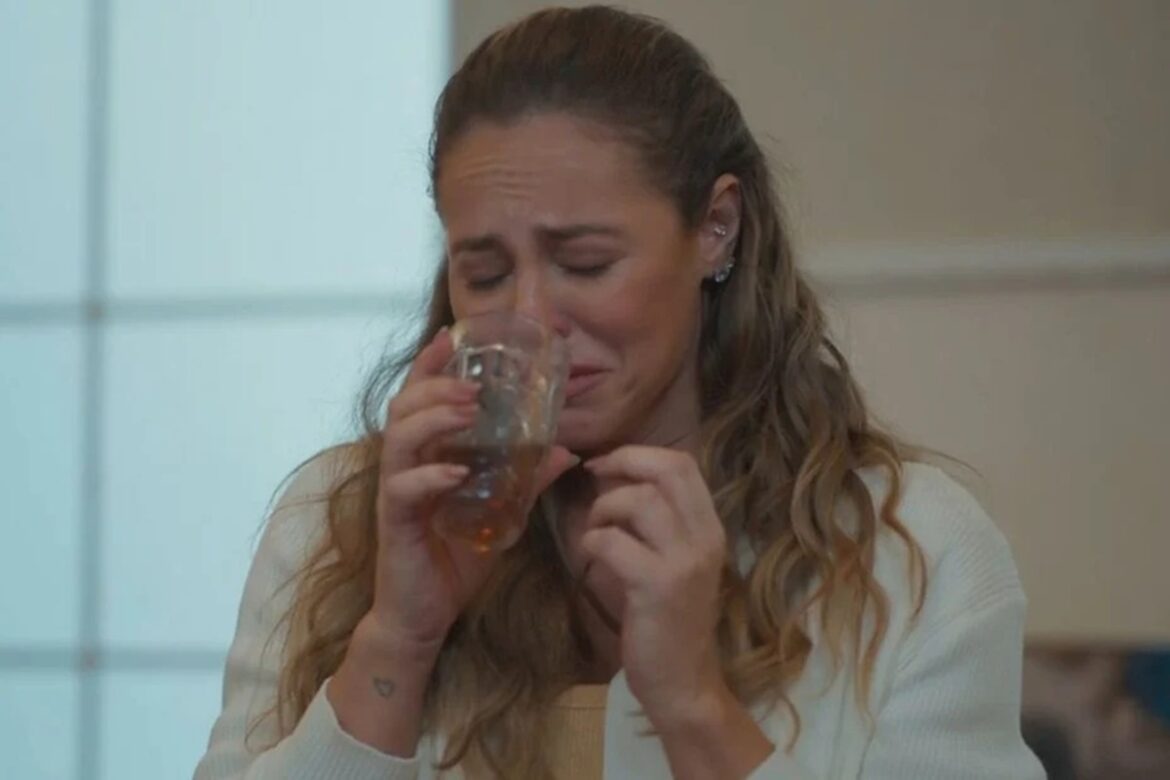 cena-inedita-mostra-odete-viva-apos-prisao-de-heleninha-em-vale-tudo