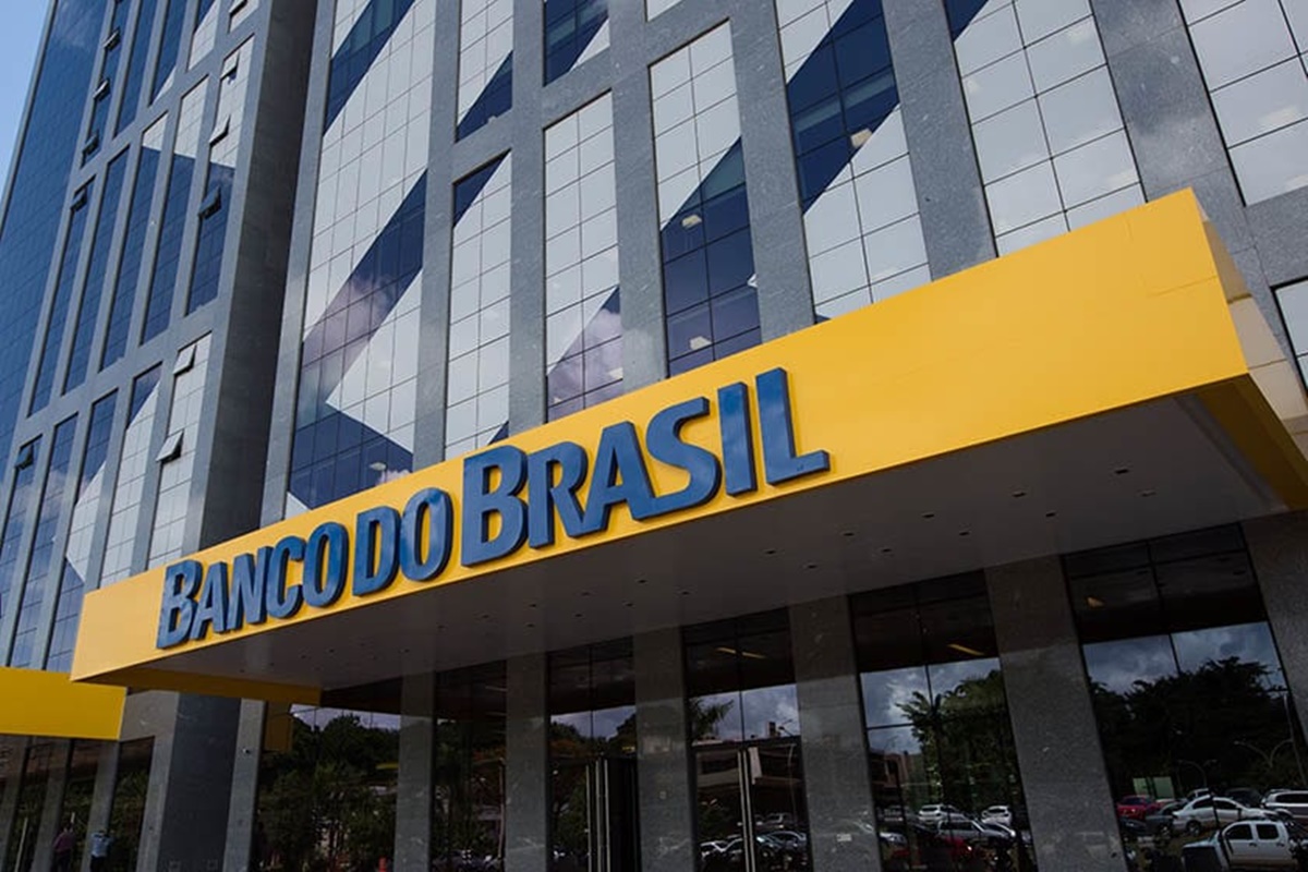 acoes-do-banco-do-brasil-tombam-com-possivel-emprestimo-aos-correios