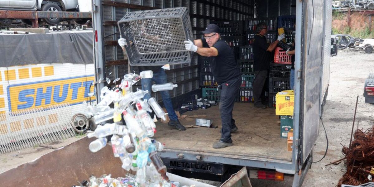 brasil-tem-mais-nove-casos-de-intoxicacao-por-metanol,-com-tres-mortes