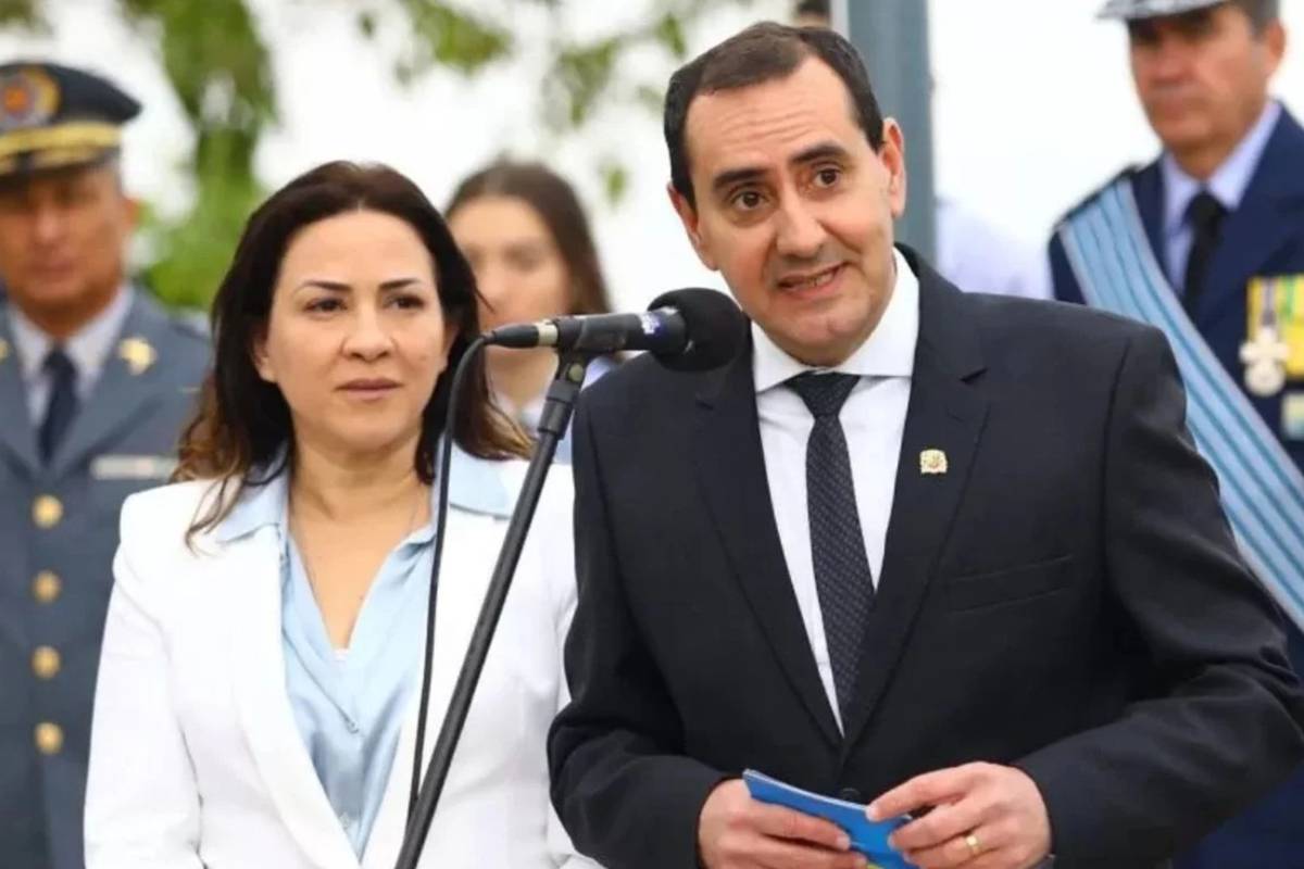 primeira-dama-que-perdeu-cargo-tem-medida-protetiva-contra-prefeito