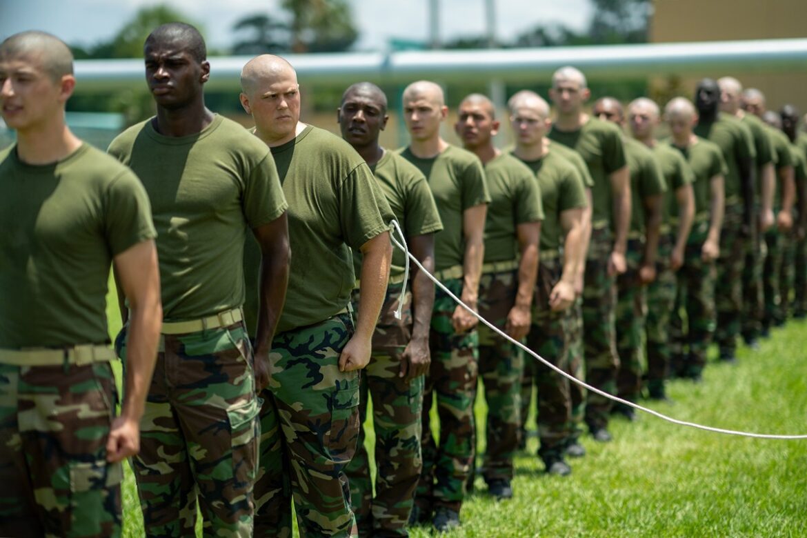 boots:-serie-que-indignou-pentagono-e-inspirada-em-historia-real?