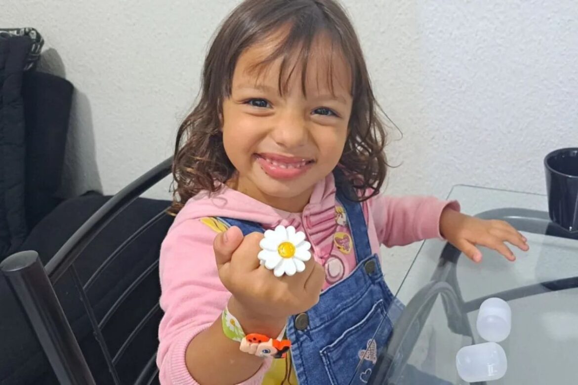 justica-decreta-prisao-de-mae-e-padrasto-de-menina-achada-concretada