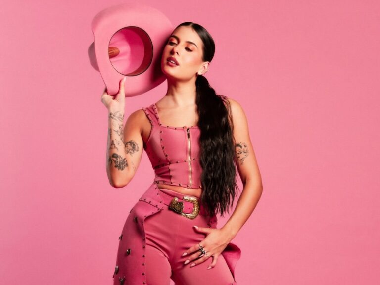 De “duas músicas” ao topo: Ana Castela comemora sucesso além da expectativa