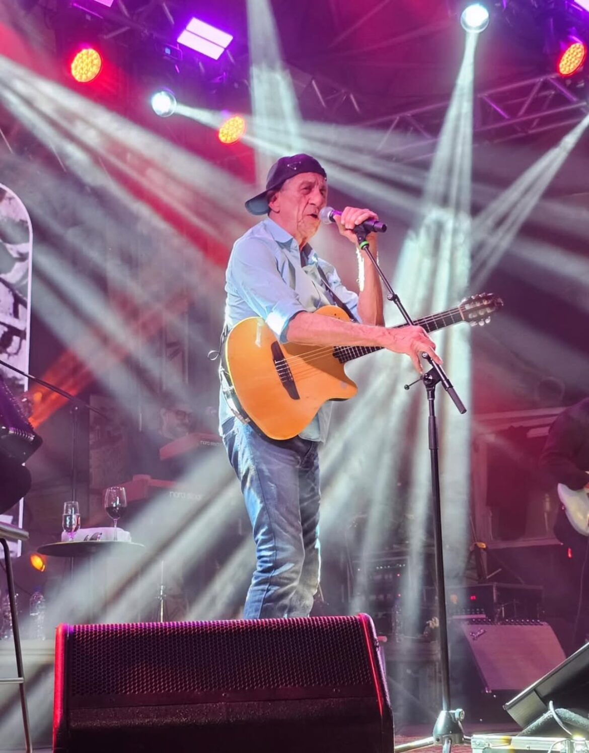 entre-belchior-e-o-sertao:-o-fagner-que-sobrevive-a-todas-as-modas