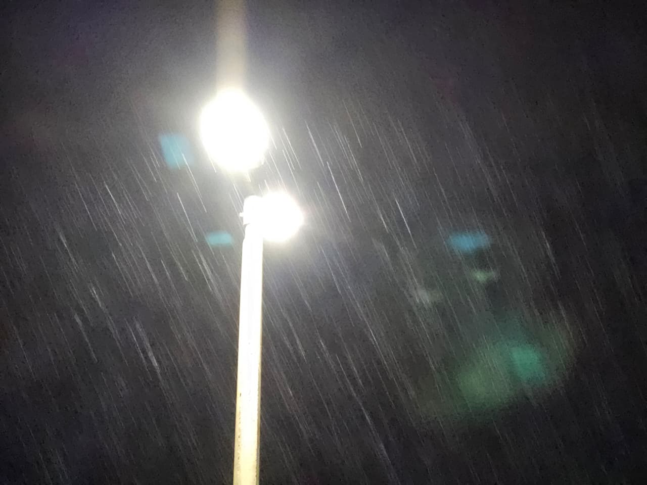 clima:-sabado-tem-chuvas-intensas-no-sul-e-frente-fria-no-sudeste