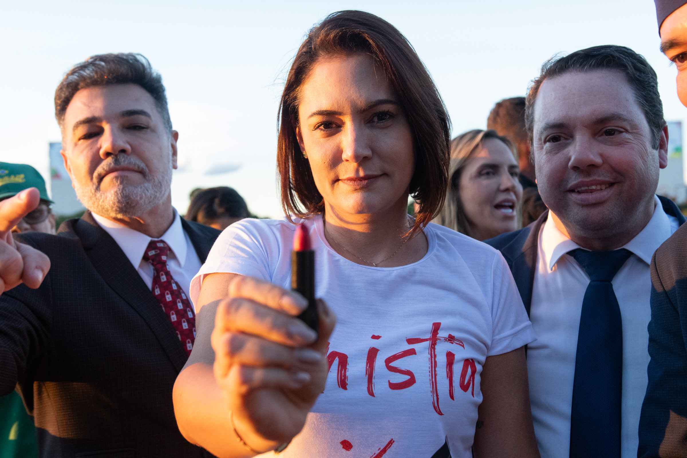 michelle-bolsonaro,-tarcisio-e-2026:-o-risco-calculado-da-direita
