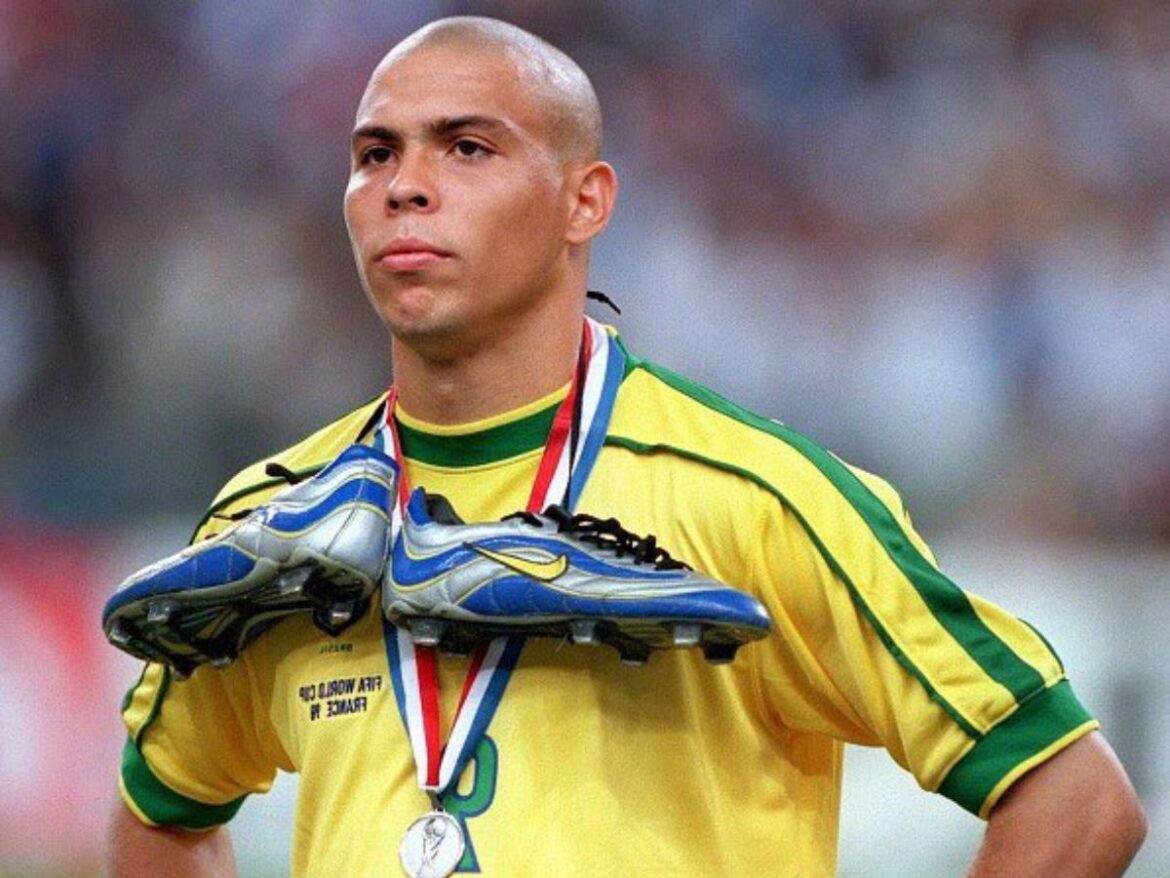 o-fim-dos-camisas-9?-selecao-vive-crise-na-posicao-simbolo-do-futebol-nacional