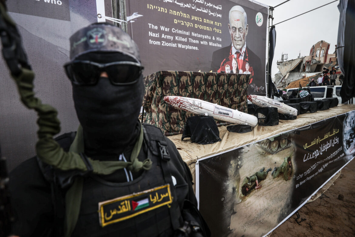 hamas-devolve-mais-2-corpos-de-refens,-diz-exercito-de-israel