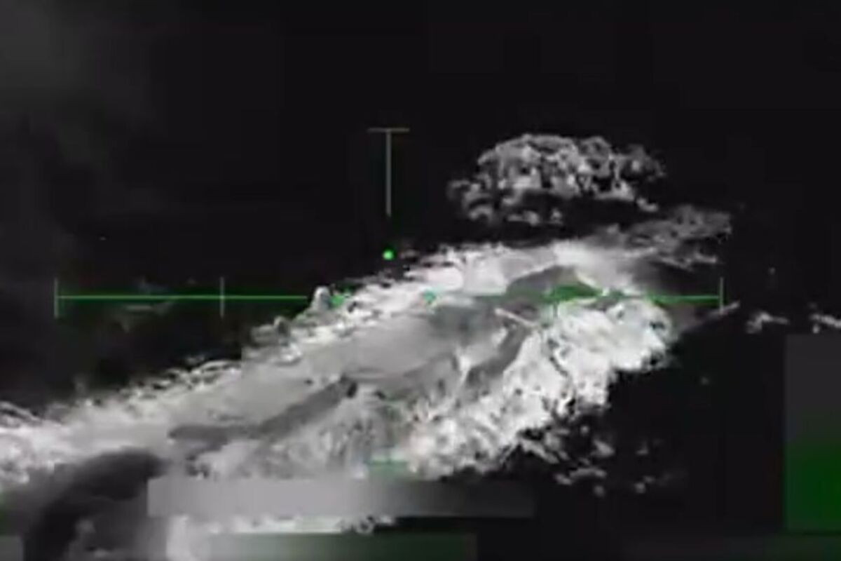 trump-diz-que-exercito-destruiu-submarino-com-fentanil.-video