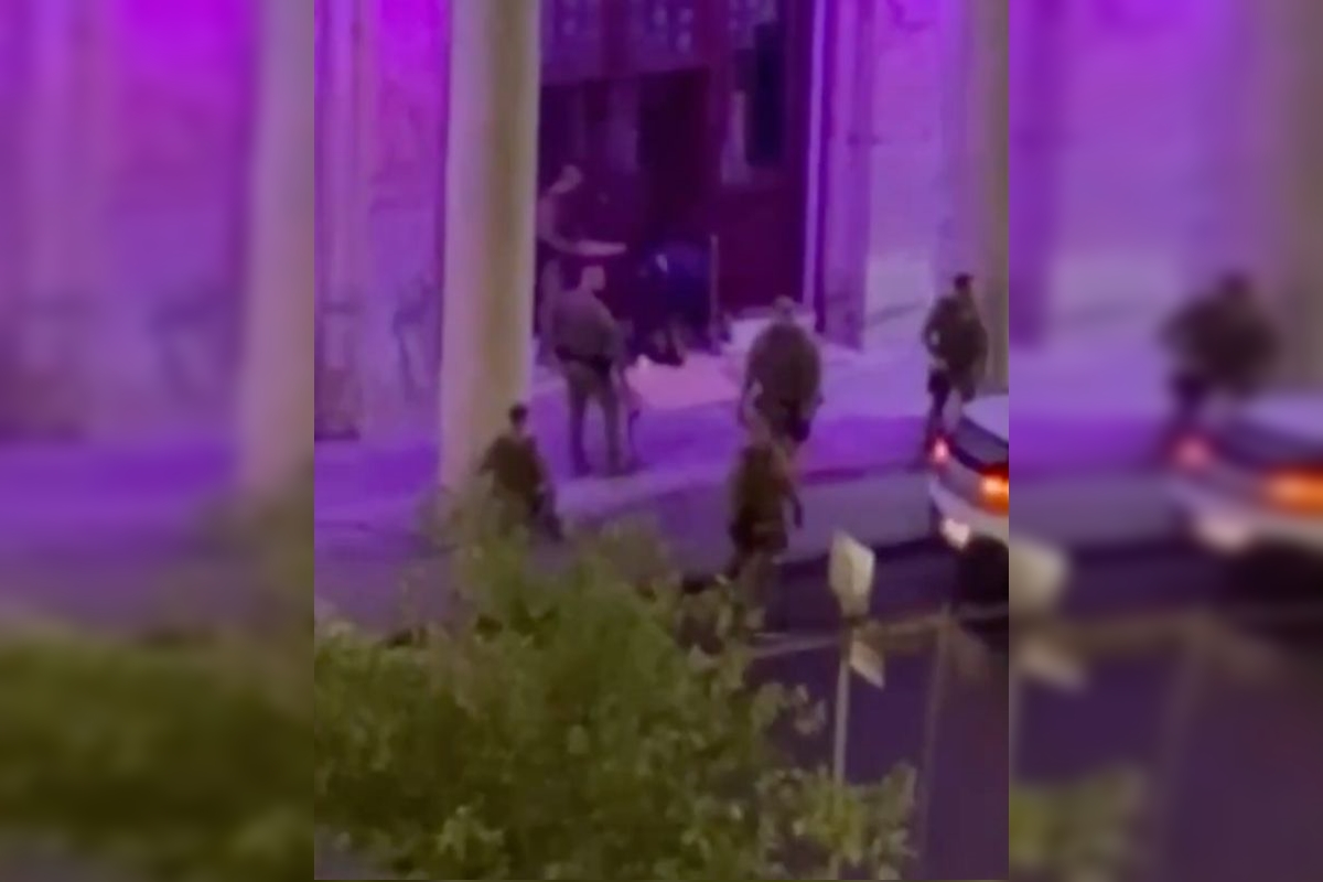 6-pms-sao-denunciados-por-agressoes-a-moradores-de-rua-em-sc.-video